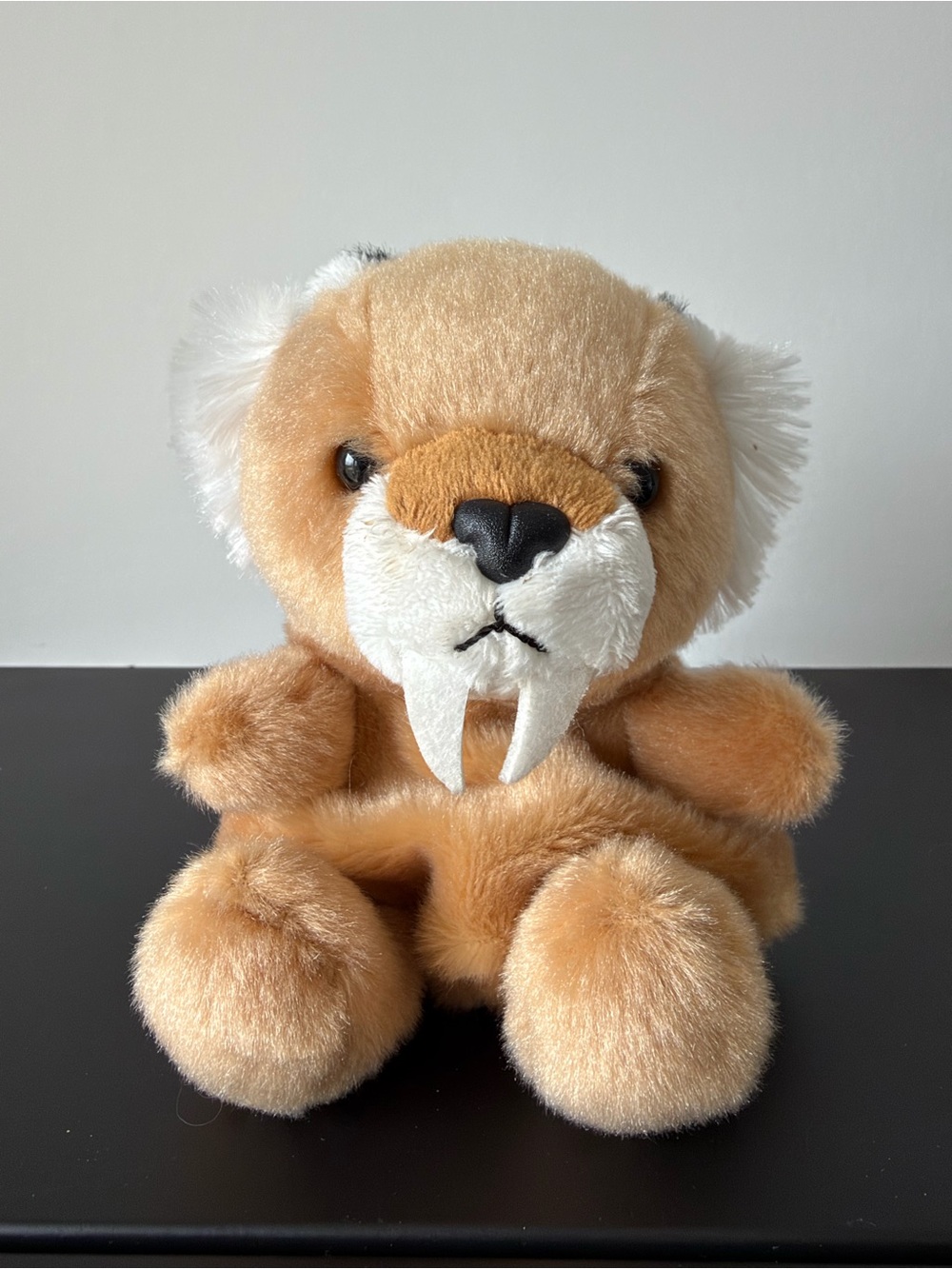 Palm Pals Ash the Saver Tooth Tiger